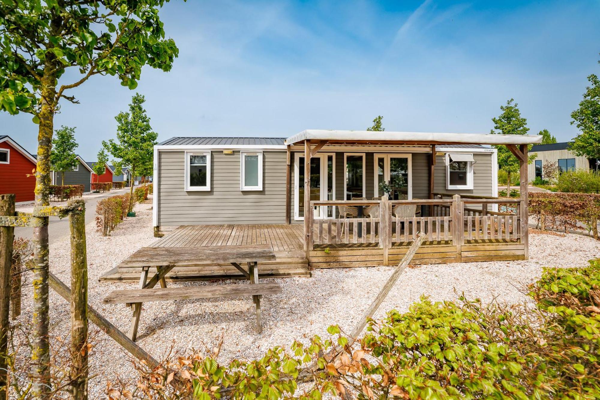 Vakantiepark Eiland Van Maurik Oda fotoğraf